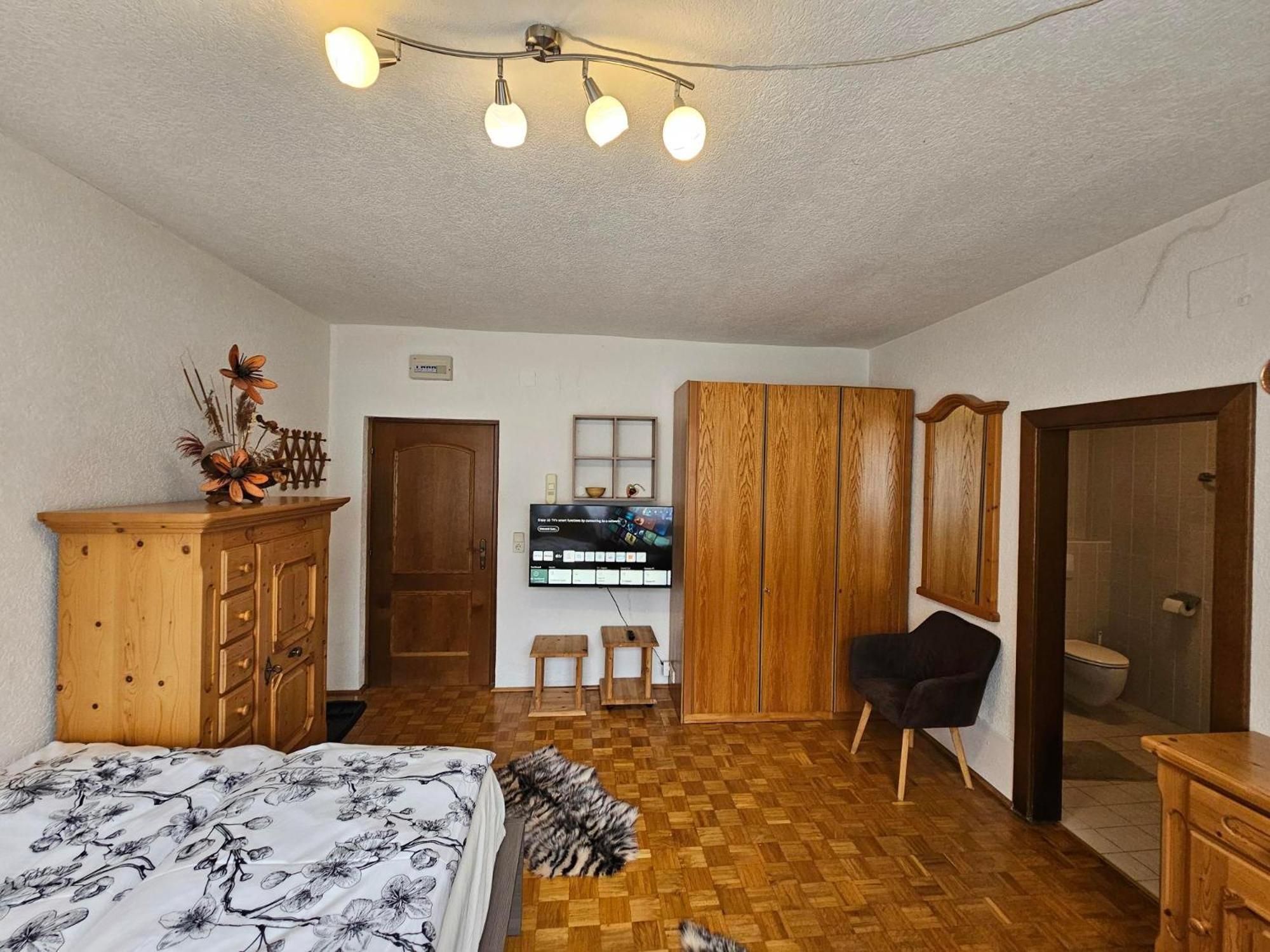 באד קליניקירשהיים Apartment Aleks מראה חיצוני תמונה